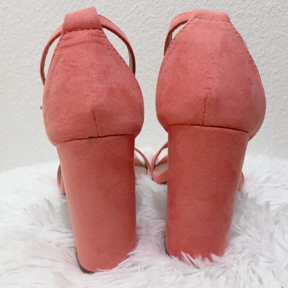 Pink Heels - Picture 4 of 5